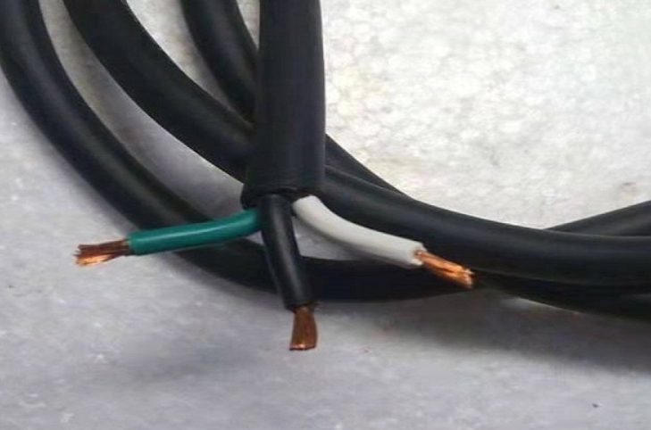 金聯(lián)宇電線電纜公司絕緣層的優(yōu)勢(shì)有哪些.jpg 金聯(lián)宇電線電纜公司絕緣層的優(yōu)勢(shì)有哪些.jpg